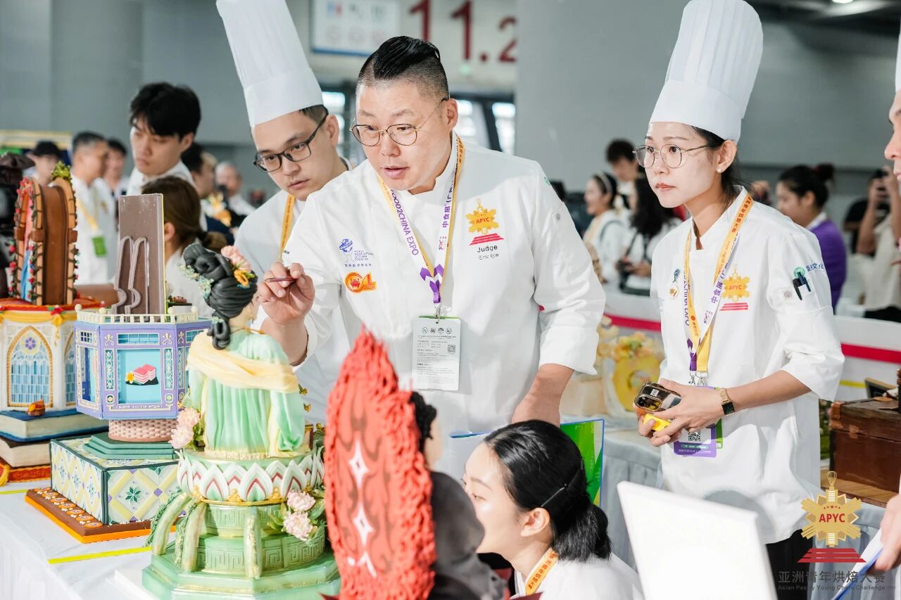 亚洲糕点艺术挑战赛（个人项目）